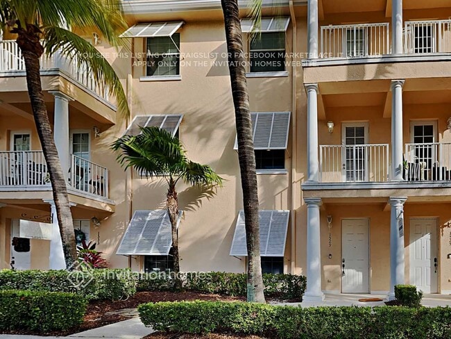Building Photo - 1529 Cades Bay Ave