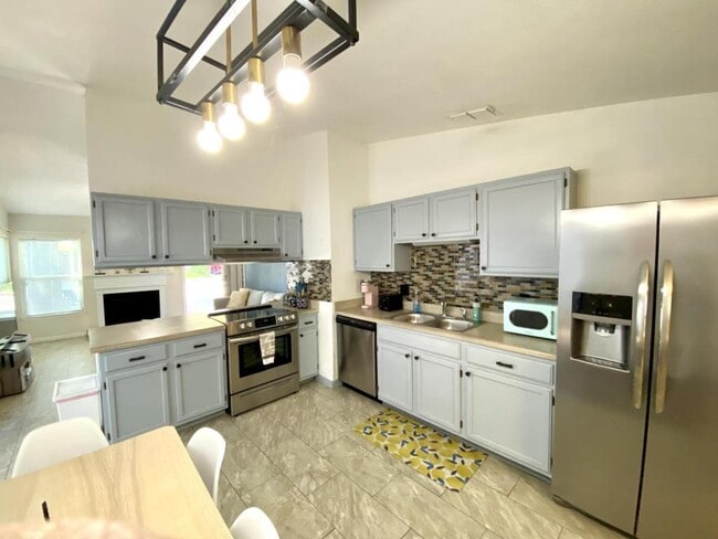 Photo - 10027 Birch Field Dr House