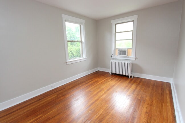 Building Photo - 6313 Morrowfield Ave