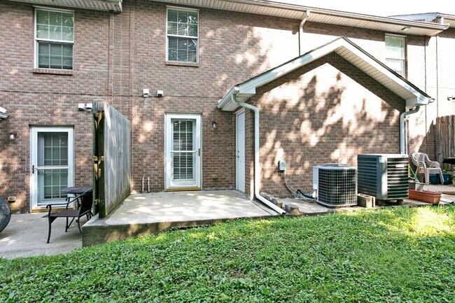 Building Photo - 6622 S Wilson Rd