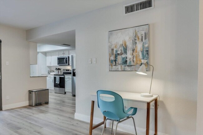 Foto del edificio - 11622 Cotillion Dr