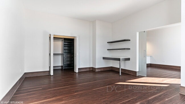 Building Photo - 1416 N Halsted St