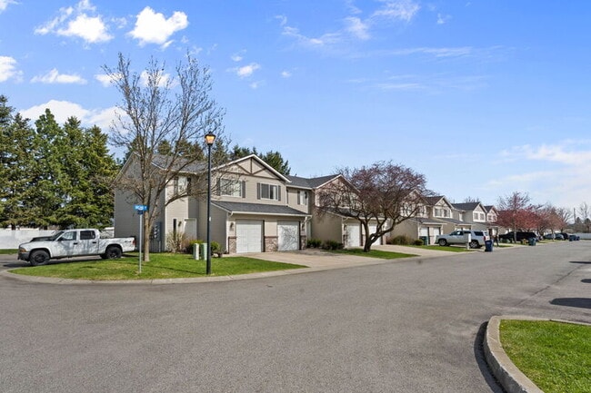 Foto del edificio - 4930 N Orchid Ln
