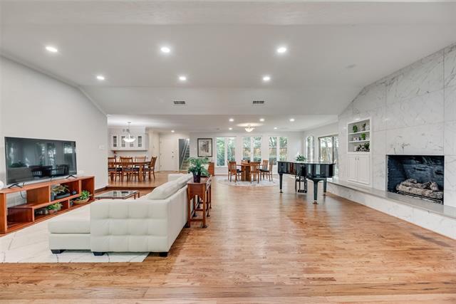 Foto del edificio - 3825 Echo Brook Ln