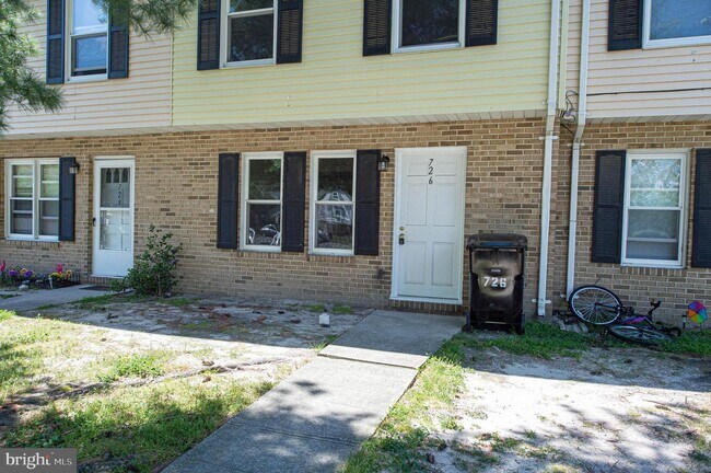 Foto del edificio - 726 Hemlock St
