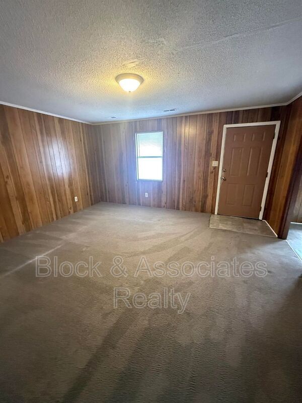 Foto del edificio - 242 Hughes St