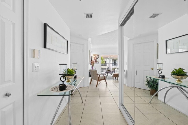 Building Photo - 3225 NE 184th St