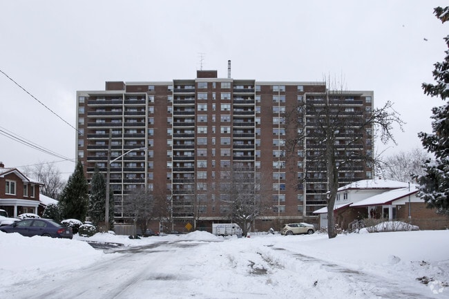 Primary Photo - 100 Dundas Street East
