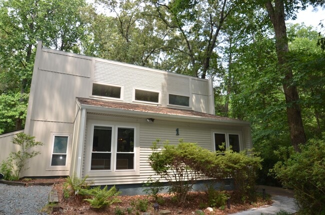 Ranch with bonus upstairs Fearrington Dream Home! - Ranch with bonus upstairs Fearrington Dream Home!