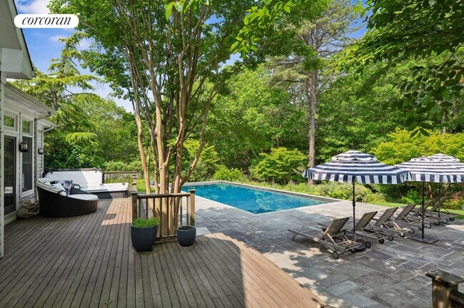 Building Photo - 104 Merchants Path