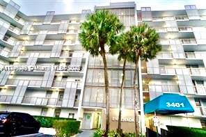 Foto principal - 3401 N Country Club Dr