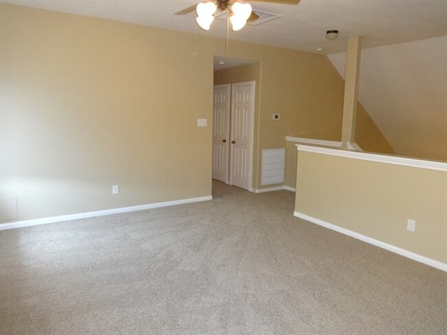 Building Photo - 5318 Rio Dr