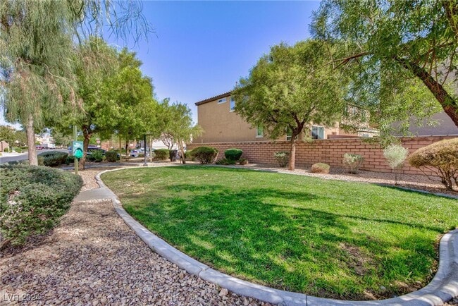 Building Photo - 7778 Flowering Quince Dr