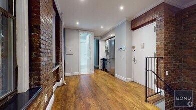 Building Photo - 416 E 13th St