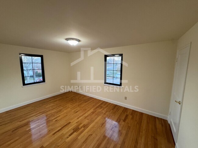 Foto del edificio - 2 Bedrooms 1 bathroom Unit available in Wa...