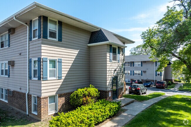 Building Photo - Capitol Heights