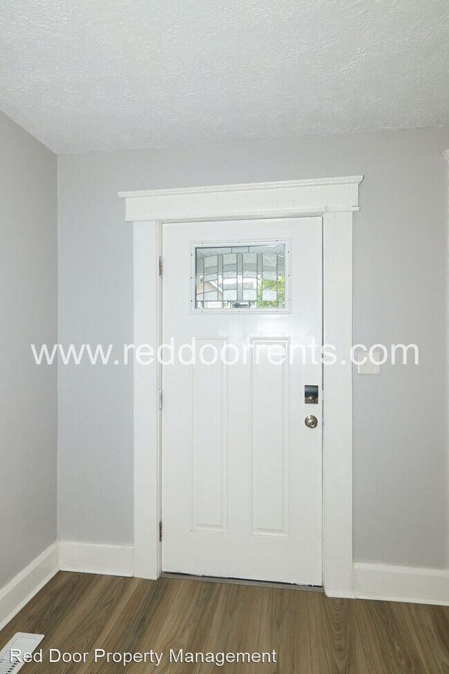 Foto del edificio - 3 br, 1.5 bath House - 815 Jefferson Ave