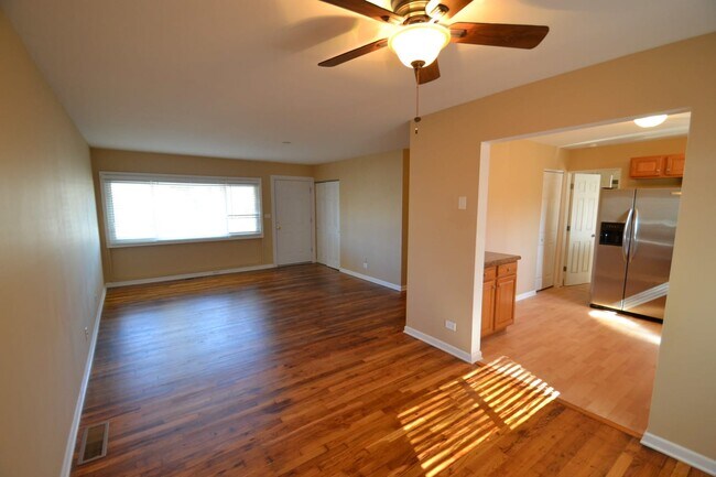 Building Photo - 135 Bode Rd