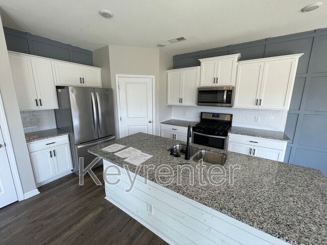 Foto del edificio - 146 Harbour Pointe Ln