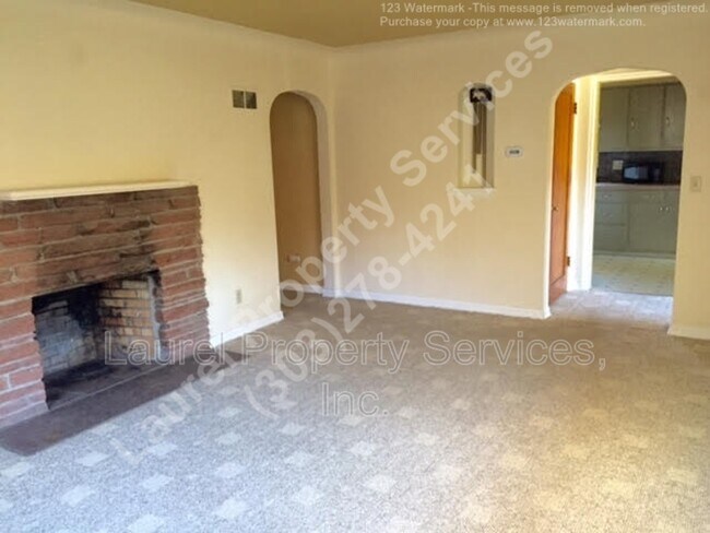 Foto del edificio - 2305 East St