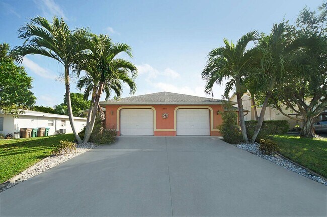 Building Photo - V.LB Barefoot Bungalow B