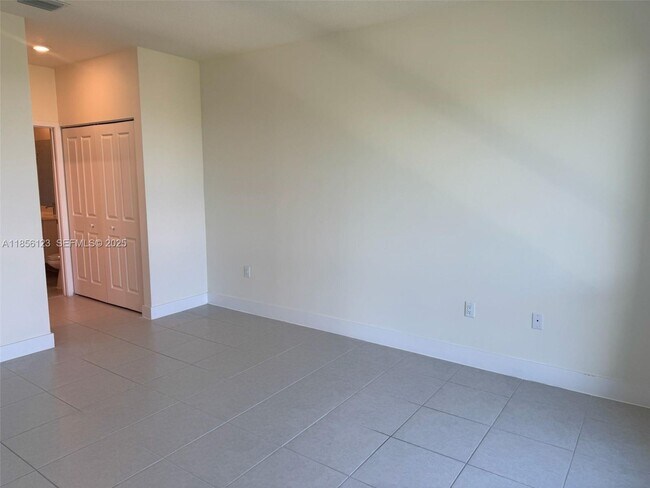 Building Photo - 8001 NW 41st St