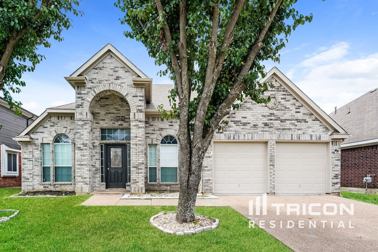 Foto principal - 521 Spicewood Dr