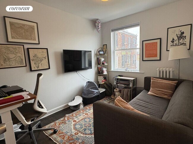 Foto del edificio - 498 Court St