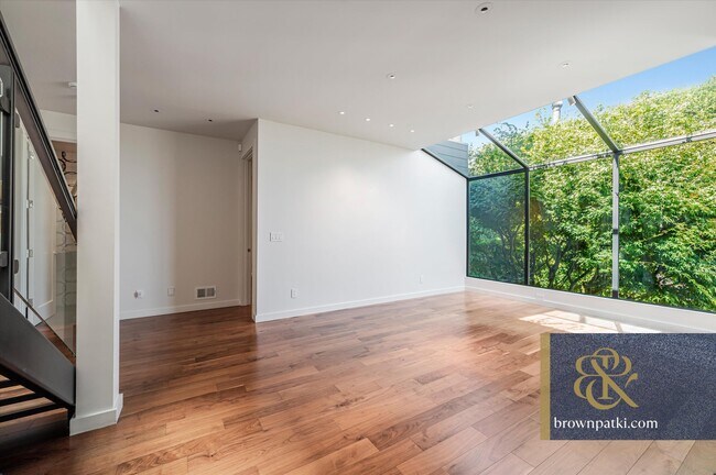 Building Photo - 3944 21st St