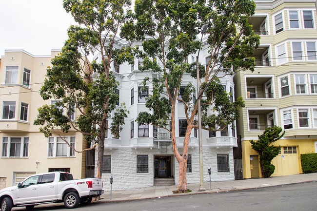Building Photo - 1624 Sacramento St