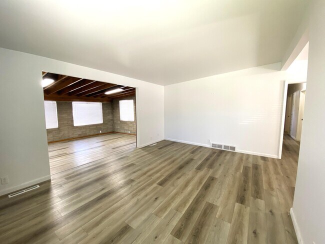 Foto del edificio - 1445 E 4230 S