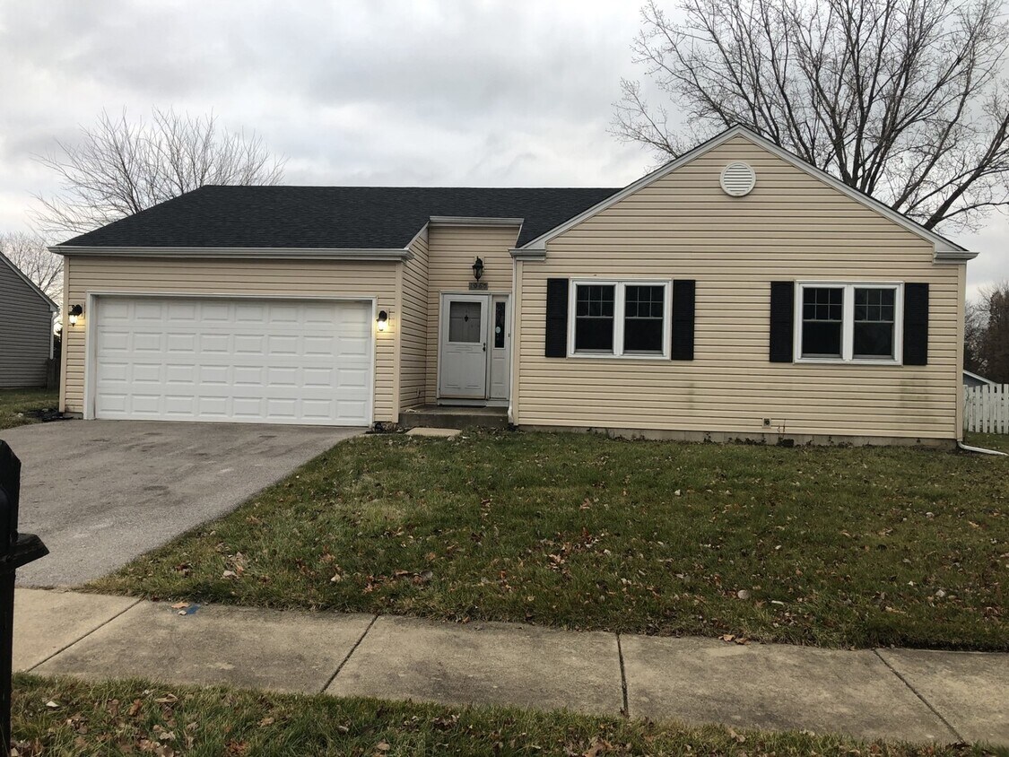 1065 Chelsea Ln, Aurora, IL 60504 House Rental in Aurora, IL