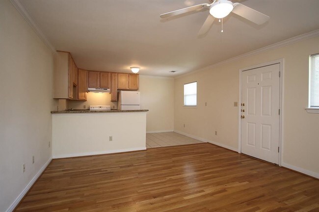 Foto del edificio - 1309 Welch St