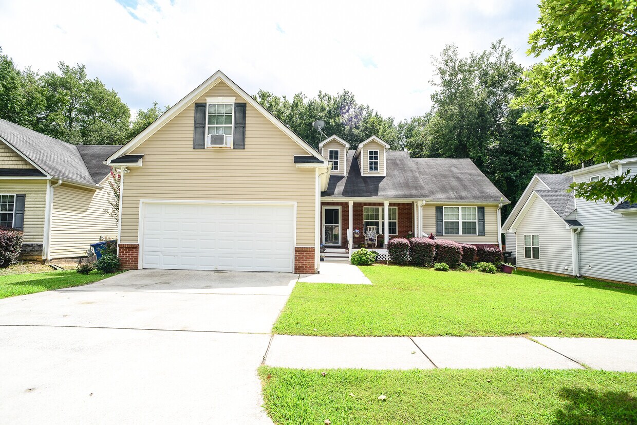 4433 Prather Pass Dr, Loganville, GA 30052 House Rental in Loganville