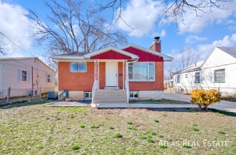 Building Photo - 725 2nd St