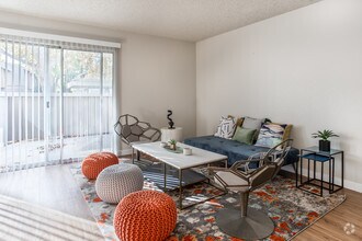 2BR,1BA-Griffith - The Parc Apartments