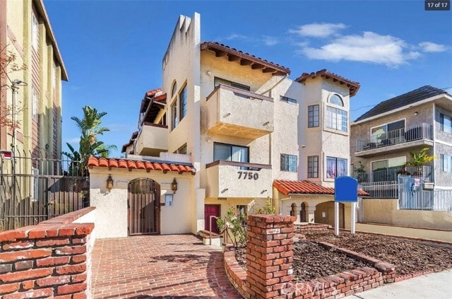 Primary Photo - 7750 Laurel Canyon Blvd