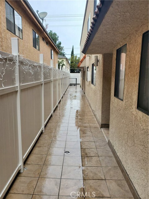 Foto del edificio - 351 E Verdugo Ave