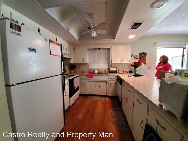 Building Photo - 3 br, 2 bath House - 1801 Eden Dr