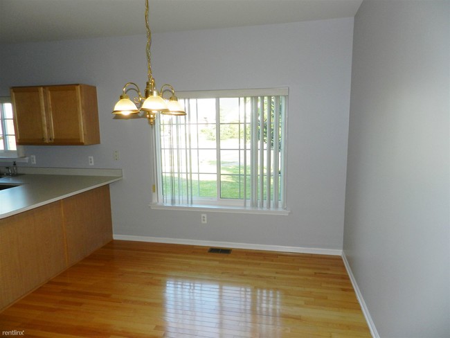 Building Photo - 3 br, 2.5 bath  - 47733 Vistas Circle Dr N