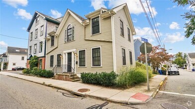 Building Photo - 485 Spring St