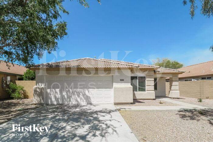 Foto principal - 15148 W Adams St