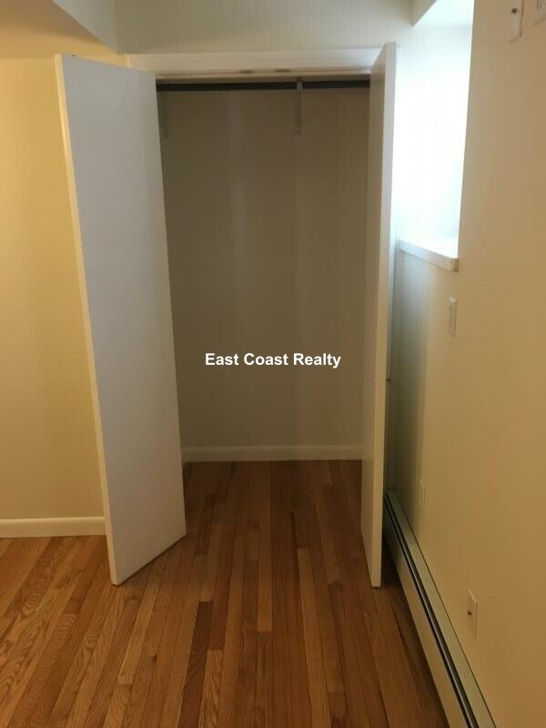 Foto del edificio - 56 Brighton Ave