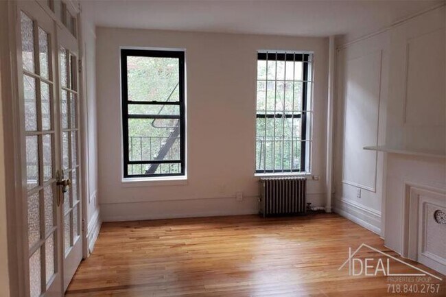 Building Photo - 2 bedroom in New York NY 10028