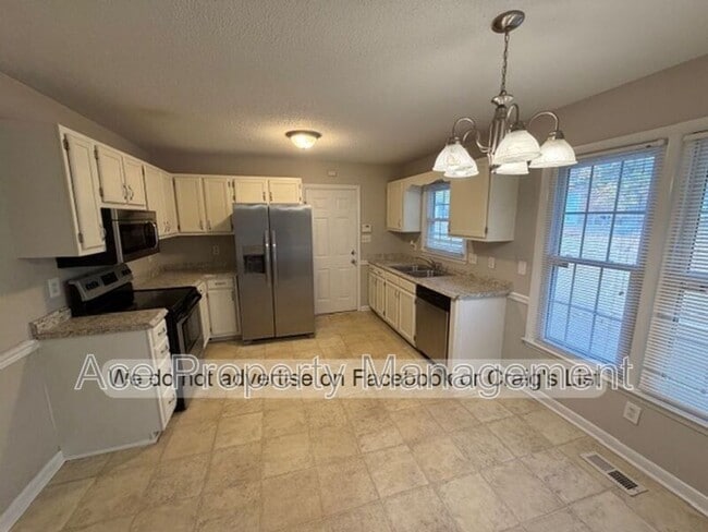 Foto del edificio - 6723 Vaughn Rd