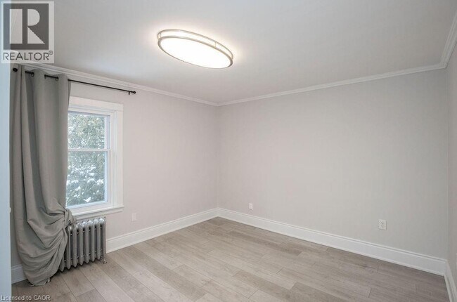 Photo du bâtiment - 22 Prospect St S