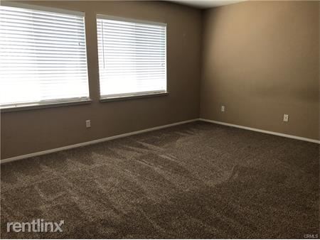 Foto del edificio - 13933 Laurelwood Ave