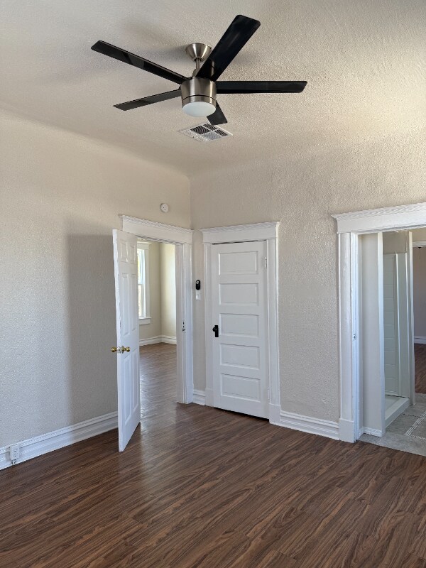 Building Photo - 3416 Rivera Ave