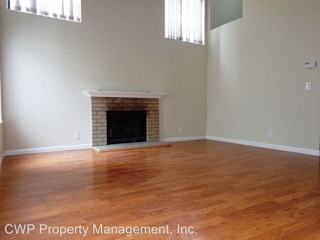 Building Photo - 2 br, 1.5 bath House - 2871 Ceekay Court