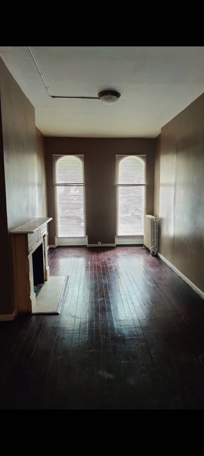 Foto del edificio - 1829 Bolton St